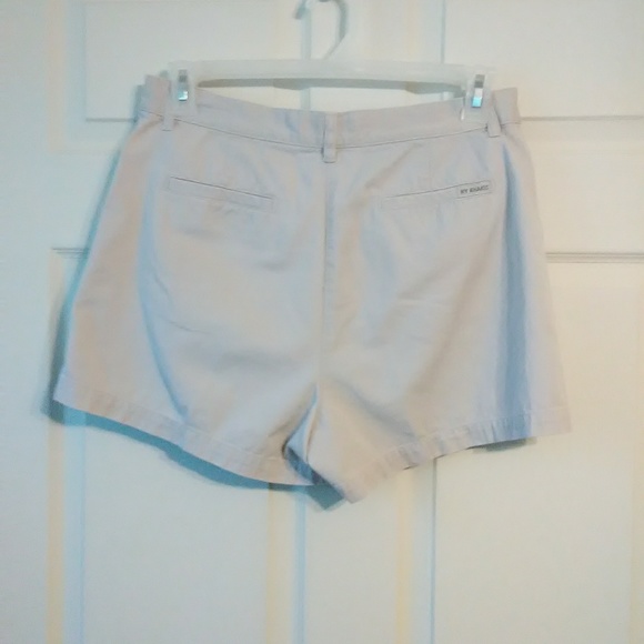 NY Khaki shorts - Picture 2 of 5